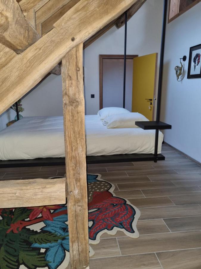 Cerf, Ouvre-Moi B&B Rochefort Bagian luar foto